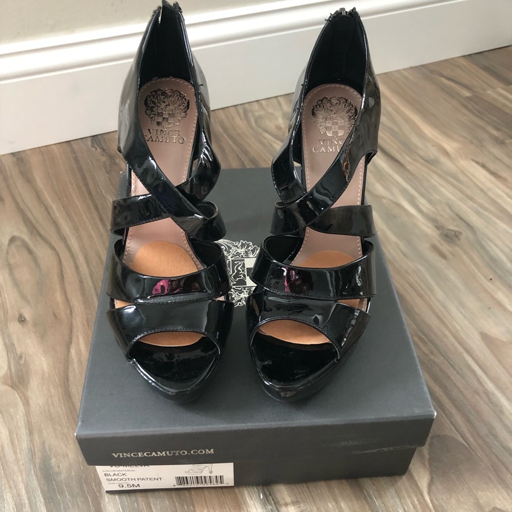 Vince Camuto VC-Melva Patent Sandal